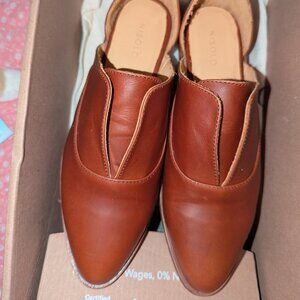 NWT Nisolo Emma d'Orsay Oxford in Brandy